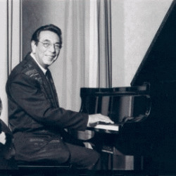 Ernesto Cortazar – The Pianist Is Playing Our Song