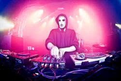 Angerfist – Stainless steel