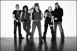 Accept – Symphony No. 40 in G Minor