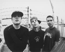 Blink-182 – I wanna Fuck a dog I the Ass